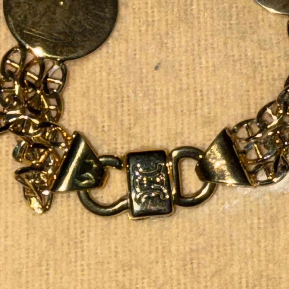 Preloved Celine vintage bracelet great condition has some color tarnish size 7” - Picture 4 of 7